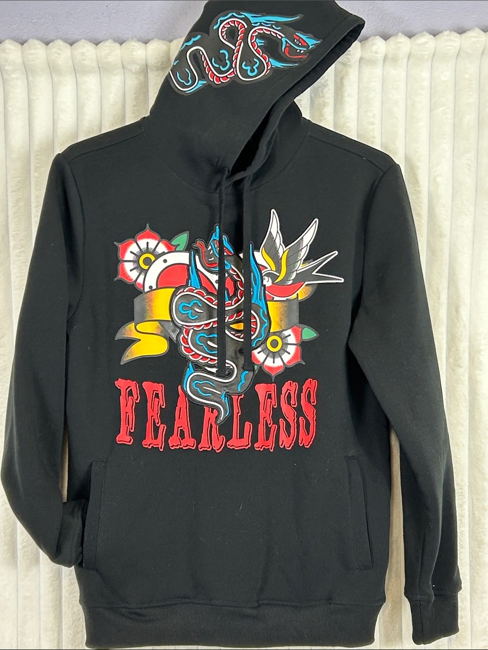 Rebel Minds FEARLESS Black Graphic Hoodie with Multicolor Tattoo Art L